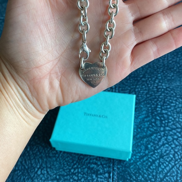 Return to Tiffany - Picture 2 of 4